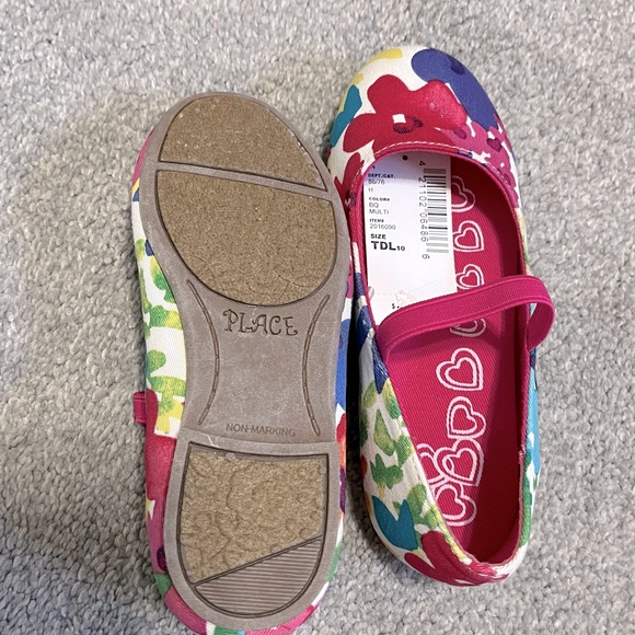 The children’s place girls shoes size 10 toddler - Picture 4 of 7